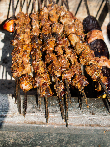 Ciğerci Aydın, Ankara ciğer, Ankara kebap, ciğerci Ankara, kebap salonu Ankara, Aspava tarzı restoran, ciğer şiş, kebap çeşitleri, Ankara yemek yerleri, paket servis ciğer